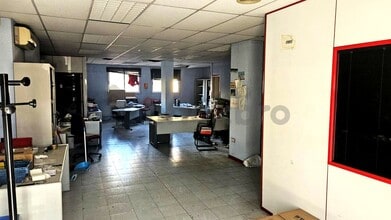 Retail in Granollers, Barcelona to rent Interior Photo- Image 1 of 6