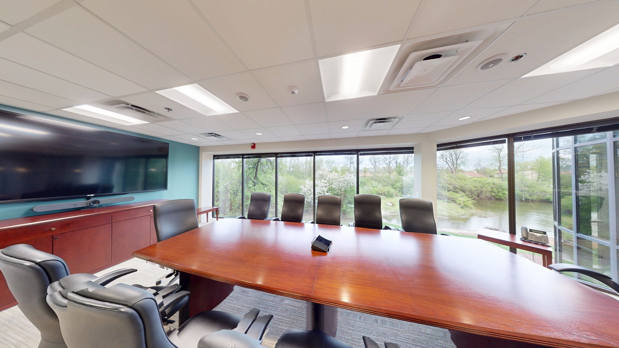 315 E Eisenhower Pky, Ann Arbor, MI to rent Building Photo- Image 1 of 7