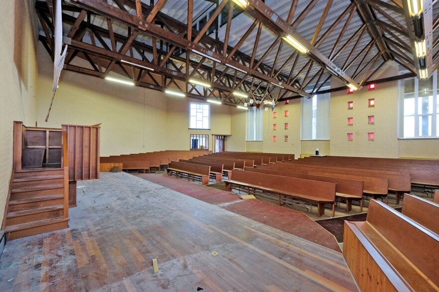 30 Byron Crescent, Aberdeen for sale - Interior Photo - Image 3 of 3