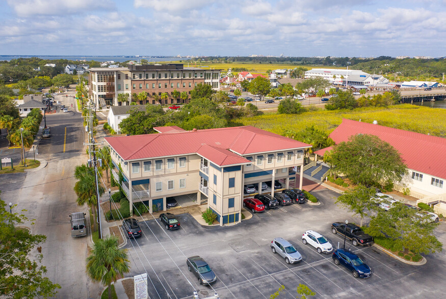 410 Mill St, Mount Pleasant, SC for rent - Building Photo - Image 2 of 15