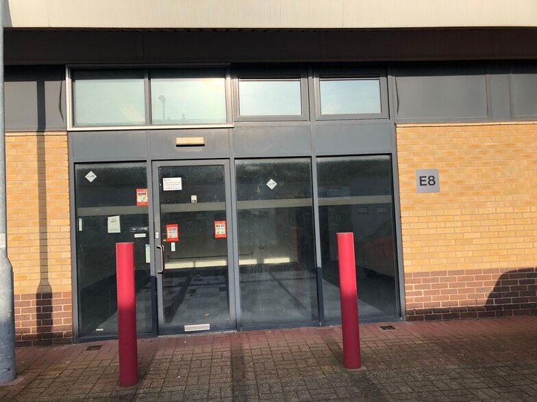 Park Ln, Birmingham to rent - Building Photo - Image 3 of 8