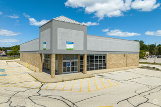 1490 W Center Ave, Essexville, MI for rent Building Photo- Image 1 of 37