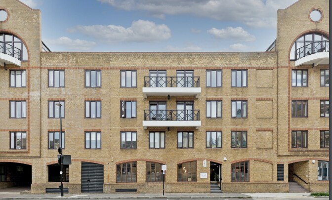 2-4 Sampson St, London for sale Building Photo- Image 1 of 1