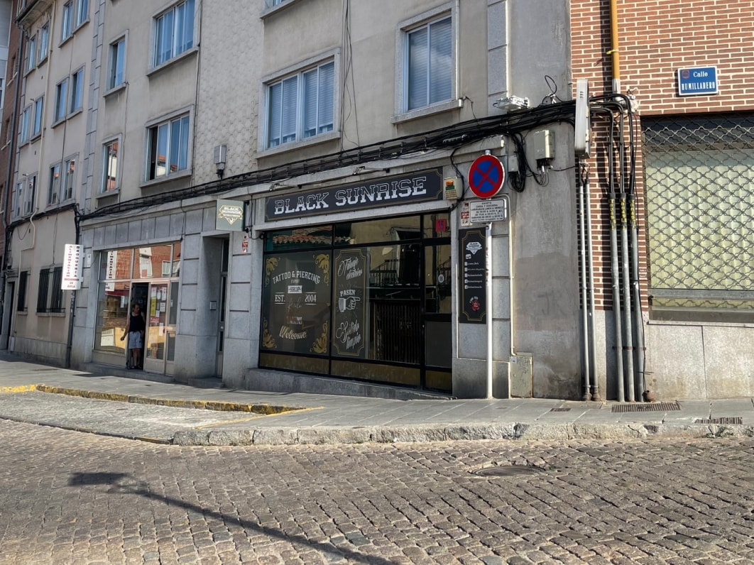 Retail in Ávila, Ávila to rent Interior Photo- Image 1 of 7