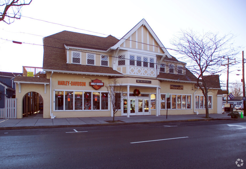 615 Main St, Hyannis, MA for rent - Building Photo - Image 1 of 6