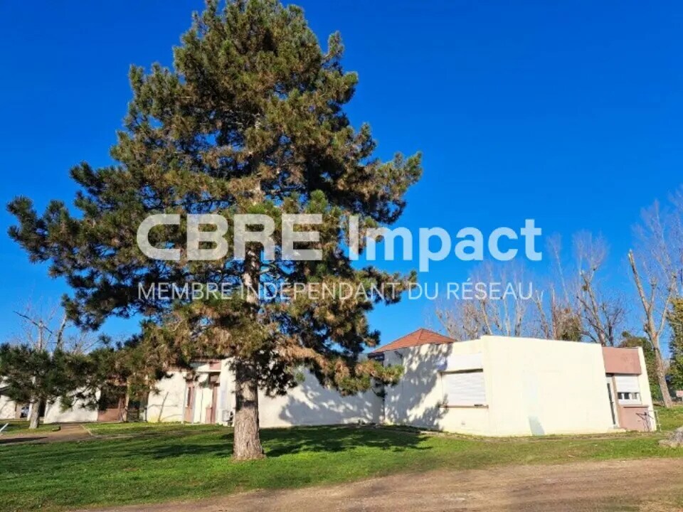 Office in Longvic to rent Building Photo- Image 1 of 11