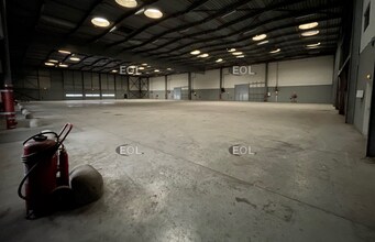Industrial in Gennevilliers to rent Interior Photo- Image 1 of 8