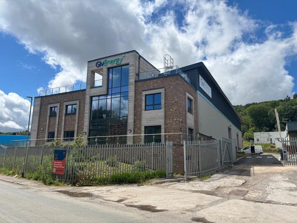 Chemical Ln, Stoke On Trent to rent Building Photo- Image 1 of 16