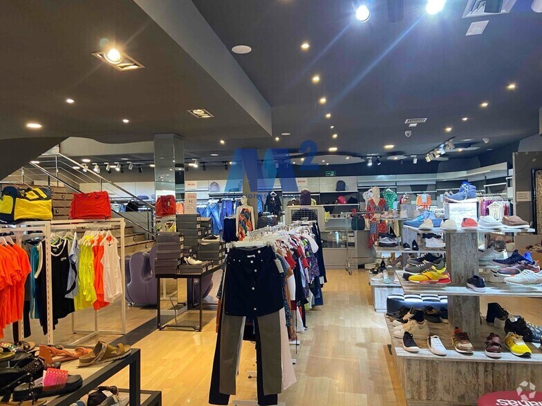 Industrial in Algete, Madrid to rent - Building Photo - Image 3 of 7