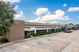 More details for 7811 N Shepherd Dr, Houston, TX - Industrial for Rent