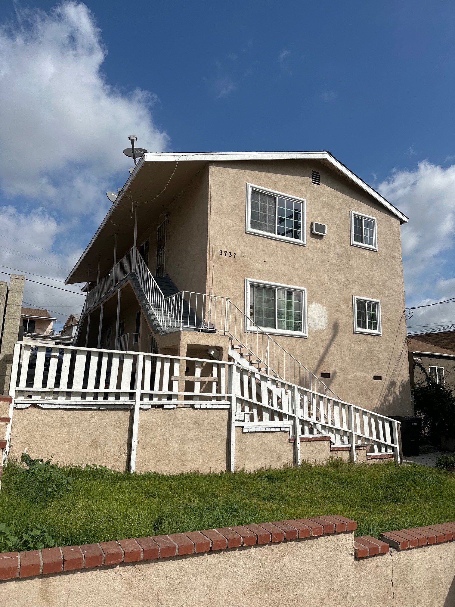 3737 Whiteside St, Los Angeles, CA for sale Building Photo- Image 1 of 1