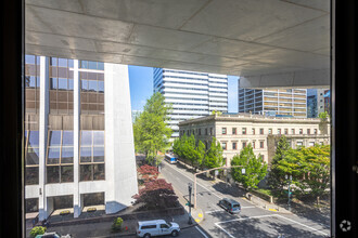 1300 SW Fifth Ave, Portland, OR for rent Interior Photo- Image 2 of 5