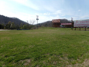 5th Street, Jellico, TN for sale Primary Photo- Image 1 of 1