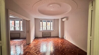 Office in Madrid, Madrid to rent Interior Photo- Image 1 of 23