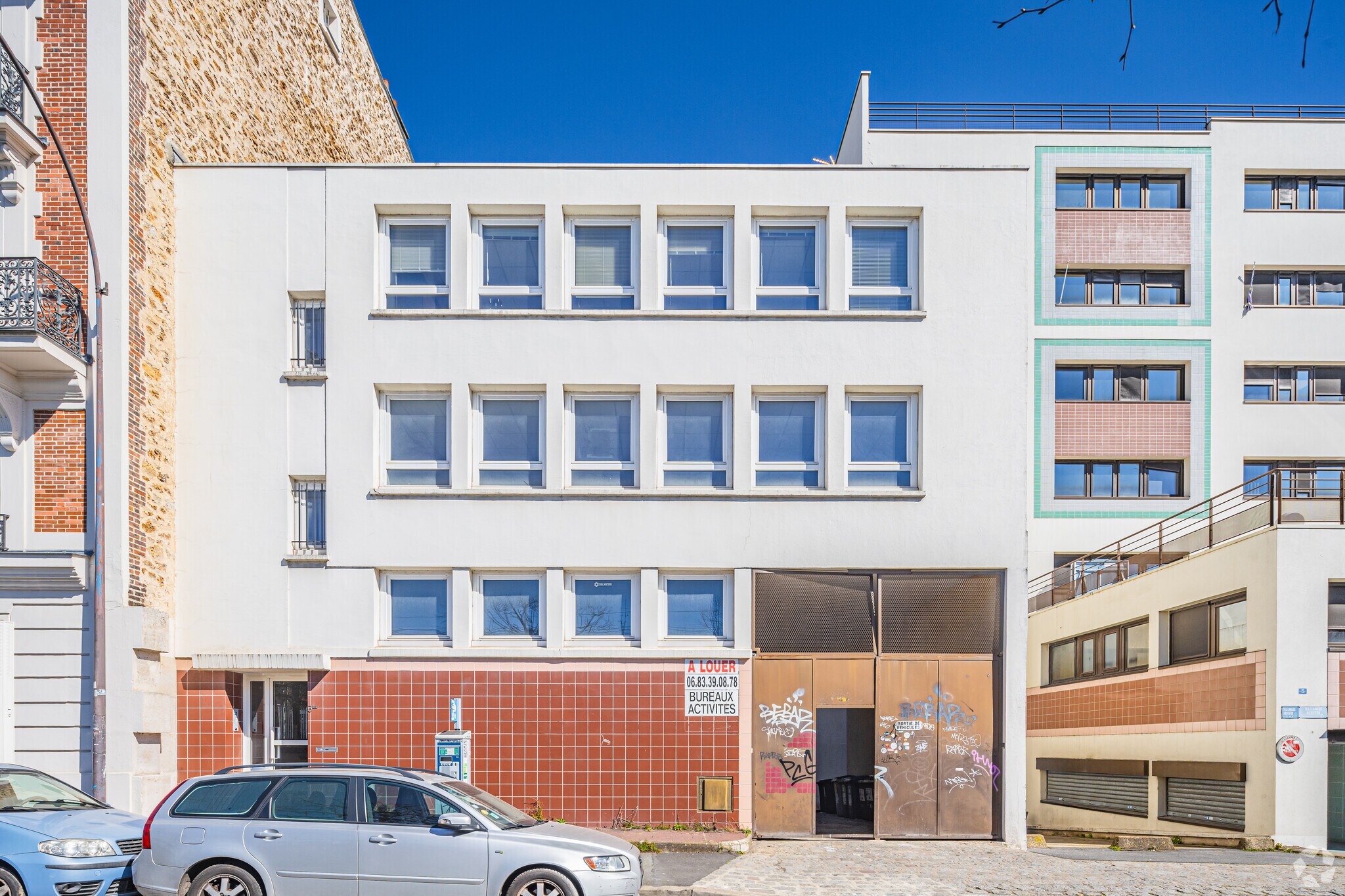 Office in Ivry-sur-Seine to rent Primary Photo- Image 1 of 3