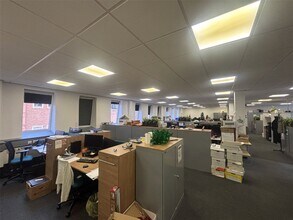 18-24 Grey St, Newcastle Upon Tyne to rent Interior Photo- Image 2 of 7