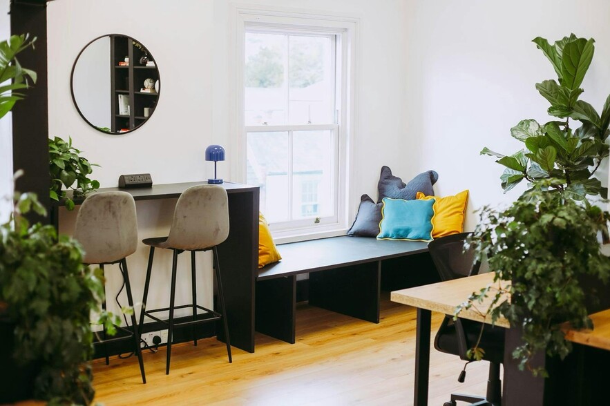 46 High St, Market Harborough to rent - Interior Photo - Image 3 of 4