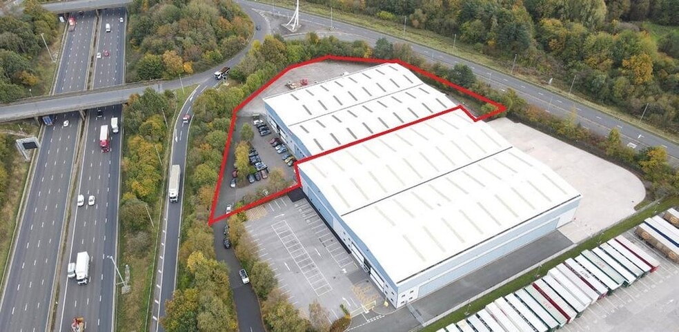 20-22 Leacroft Rd, Warrington to rent - Building Photo - Image 2 of 3