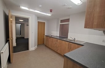 The Limes, Bedford to rent Interior Photo- Image 2 of 2