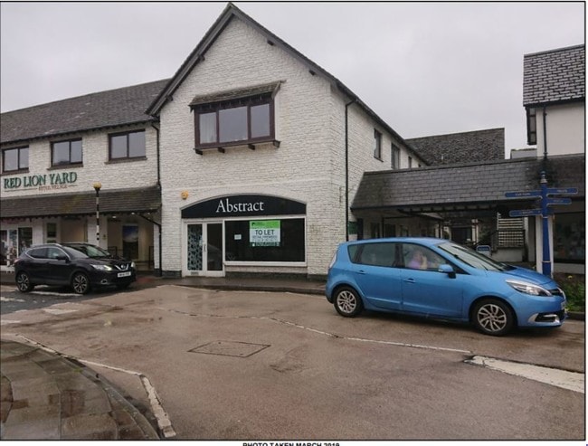 More details for 46-52 Red Lion Yard, Okehampton - Retail to Rent