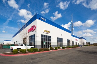 815 Professor Ln, Sacramento, CA to rent Building Photo- Image 1 of 1