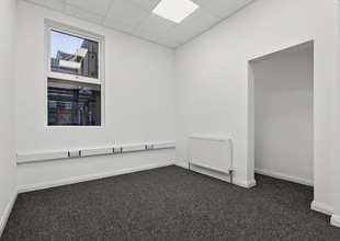 42-66 Fitzwilliam St, Belfast to rent Interior Photo- Image 1 of 4