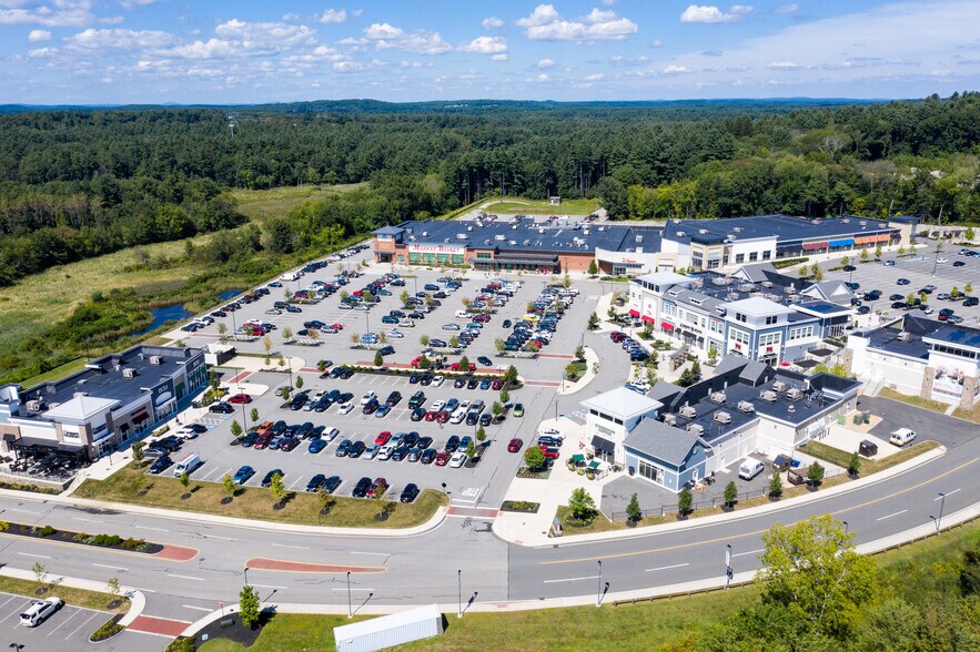 495 Great Rd, Littleton, MA to rent - Building Photo - Image 3 of 10