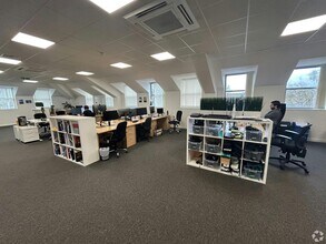 234 Botley Rd, Oxford to rent Interior Photo- Image 2 of 10