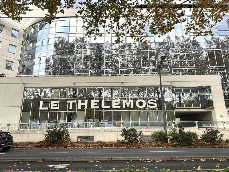 Office in Lyon for sale Building Photo- Image 1 of 10