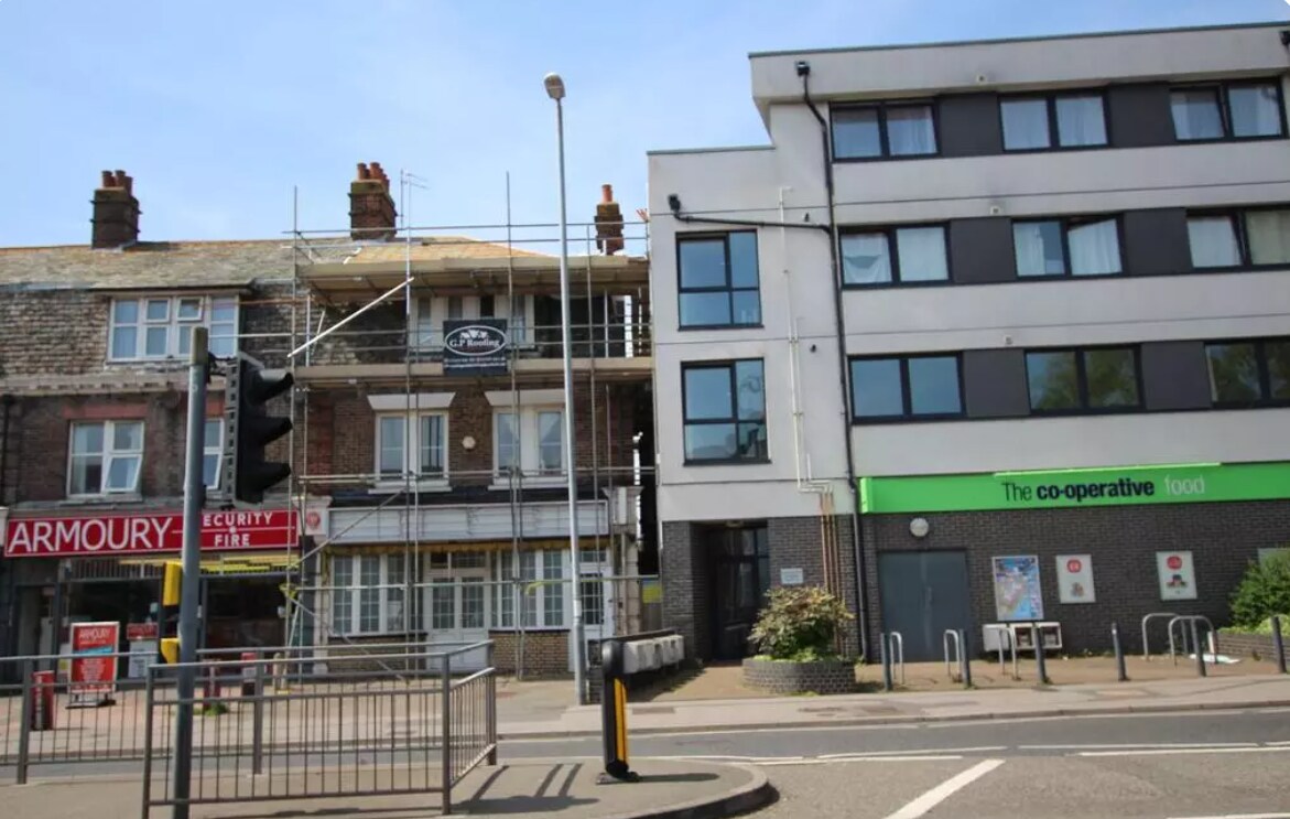 344 Seaside, Eastbourne for sale Primary Photo- Image 1 of 1