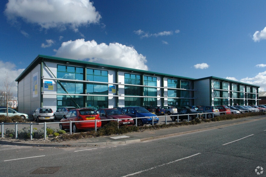 Minerva Ct, Chester to rent - Building Photo - Image 2 of 12