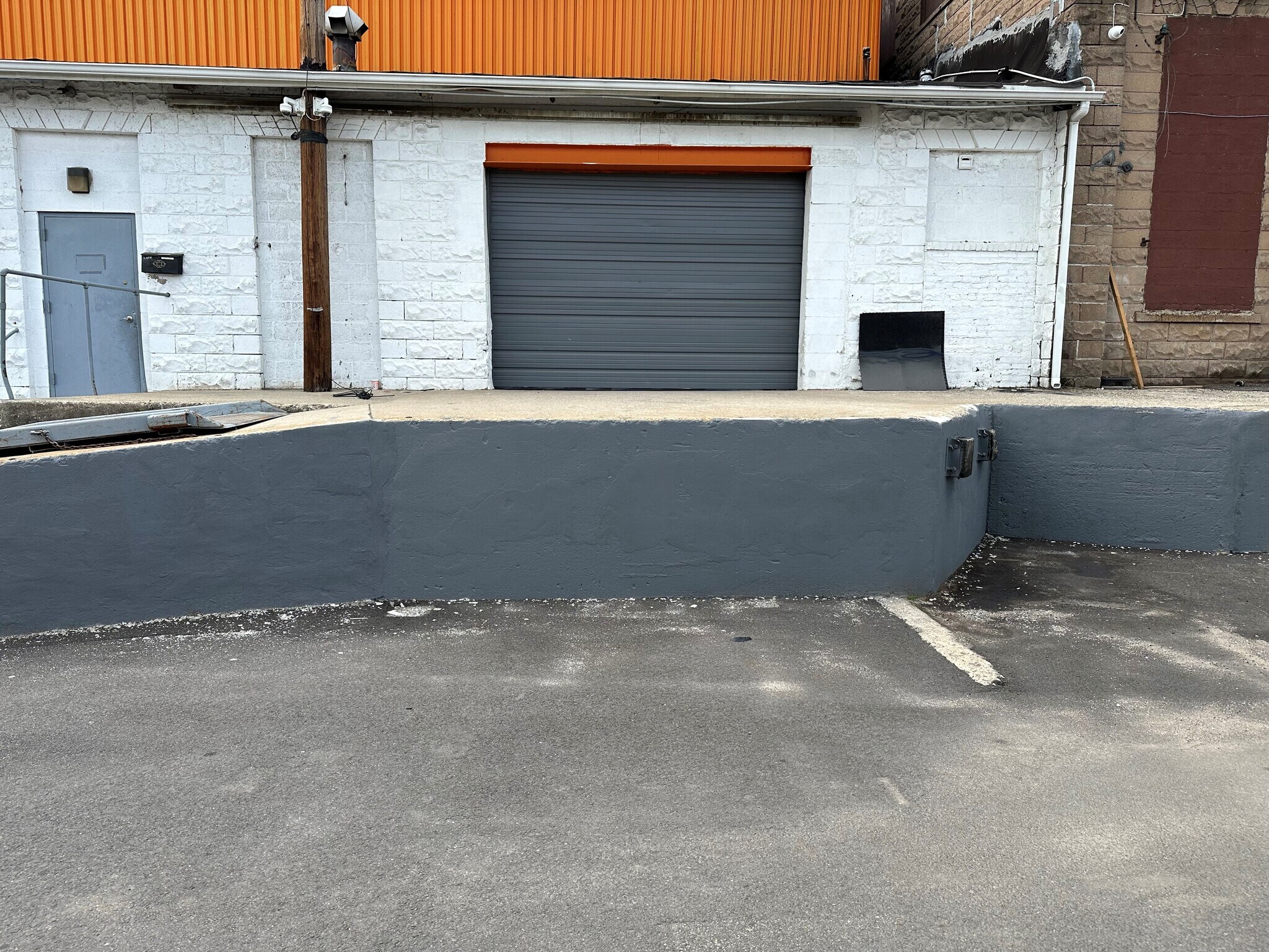 85 Wagaraw Rd, Hawthorne, NJ to rent Building Photo- Image 1 of 12