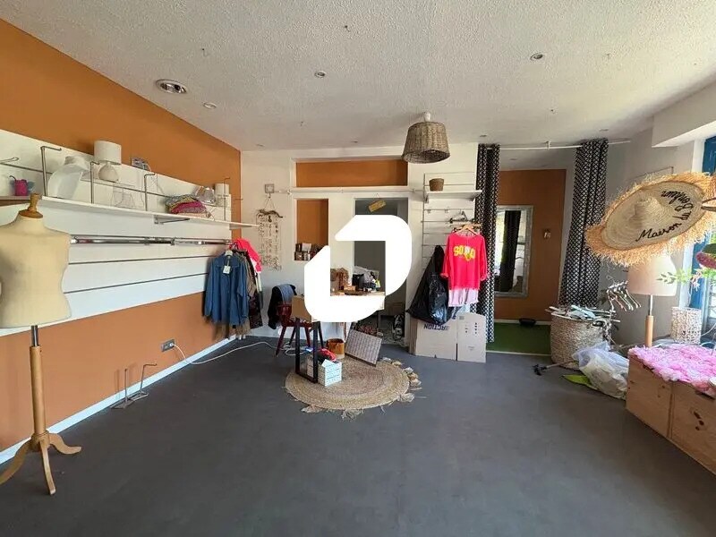 Location Commerce 44 m² - Photo 1