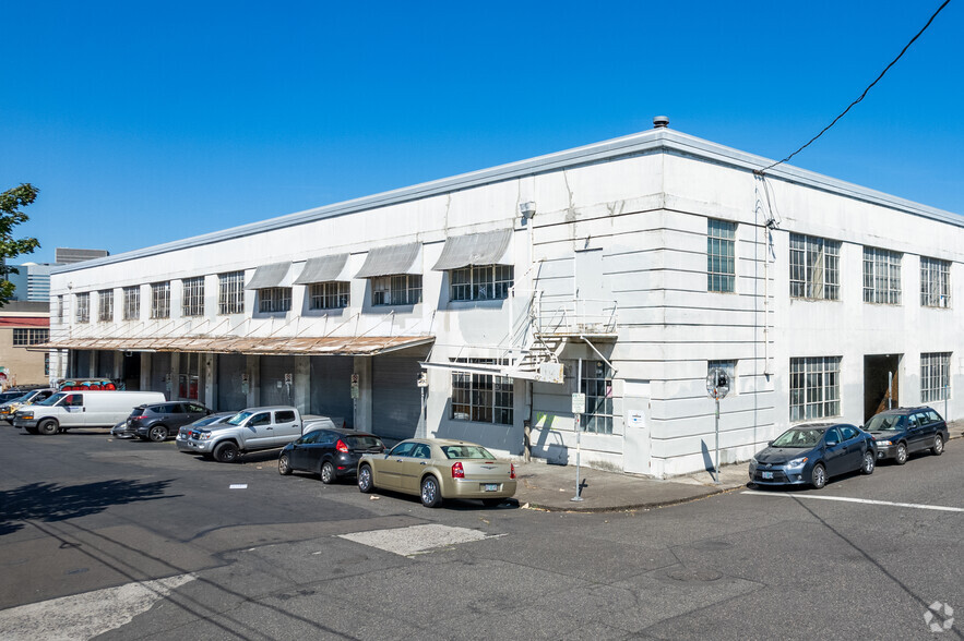 239 SE Salmon St, Portland, OR for rent - Building Photo - Image 1 of 6