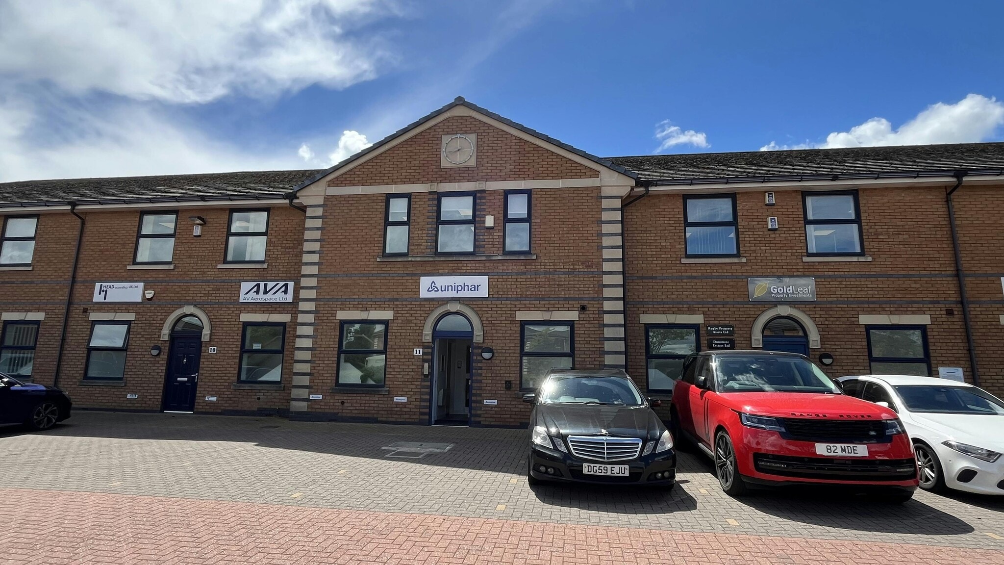 Castle Mound Way, Rugby to rent Building Photo- Image 1 of 10