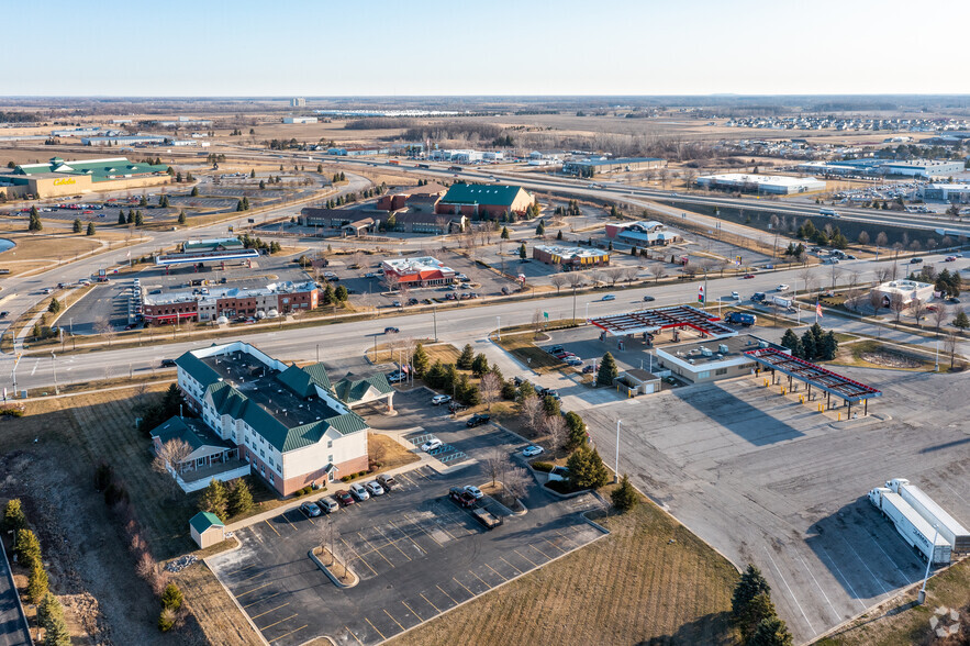 665 Tecumseh St, Dundee, MI for sale - Aerial - Image 2 of 13