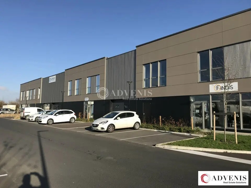 Location Entrepôt 357 m² à 1 826 m² - Photo 1