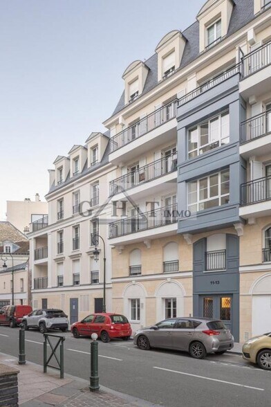 Retail in Puteaux for sale - Building Photo - Image 2 of 3