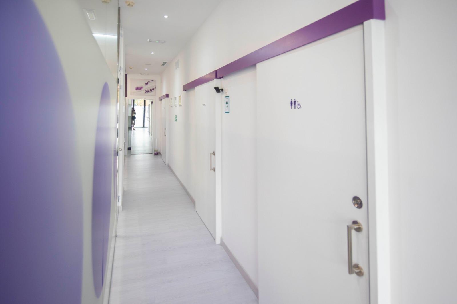 Retail in Marbella to rent Interior Photo- Image 1 of 23