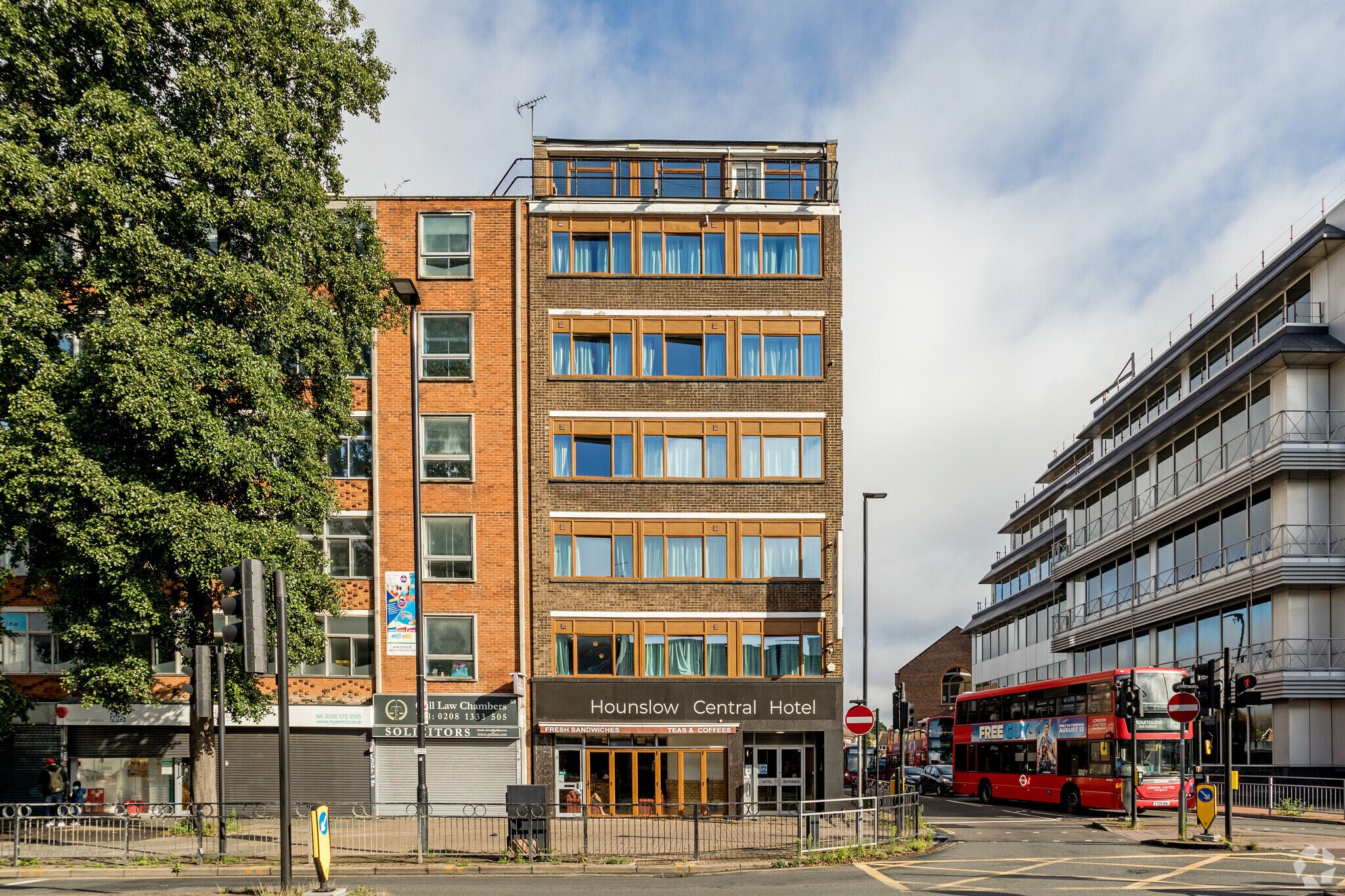 61-63 Staines Rd, Hounslow for sale Primary Photo- Image 1 of 1