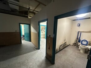 36-42 East St, Barking to rent Interior Photo- Image 2 of 2