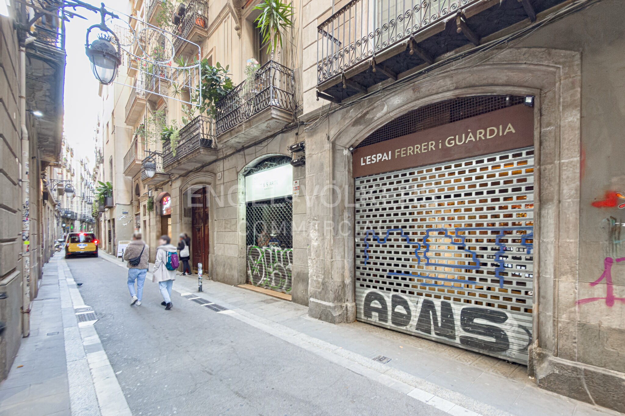Retail in Barcelona, Barcelona to rent Building Photo- Image 1 of 9
