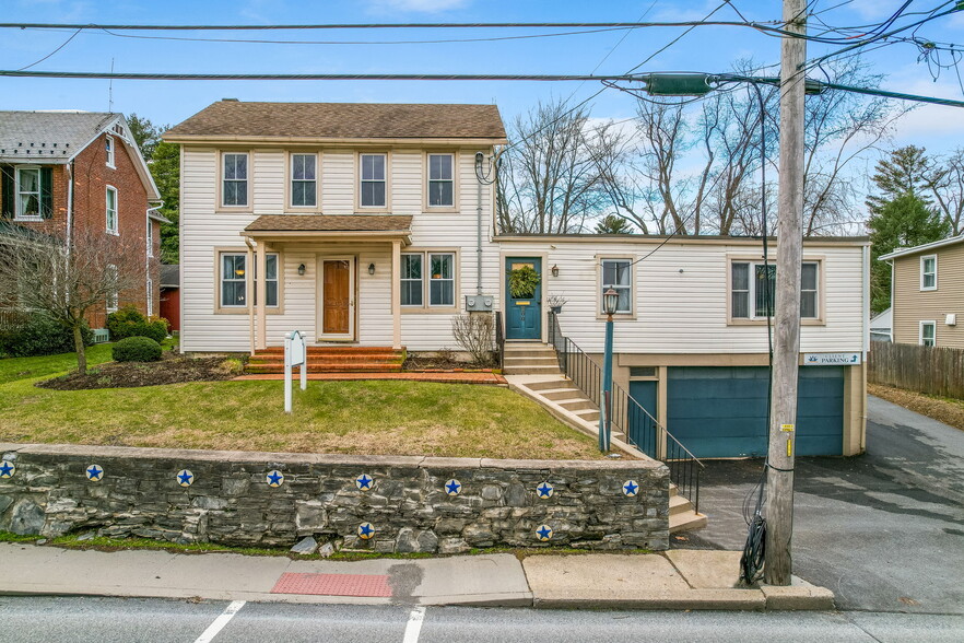 200 S Church St, Quarryville, PA for sale - Primary Photo - Image 1 of 1