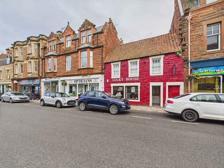 125 High St, North Berwick to rent - Building Photo - Image 3 of 10