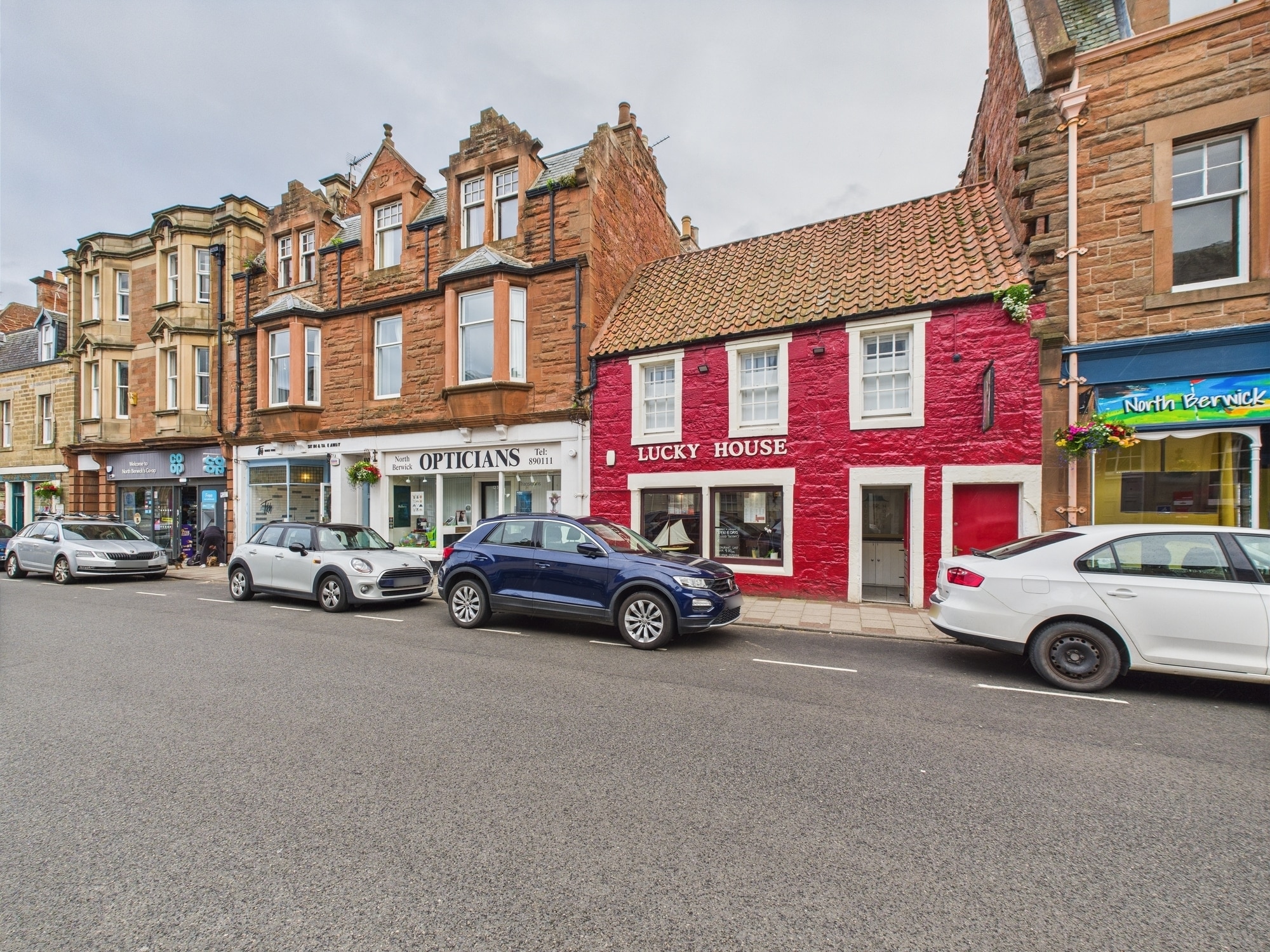 125 High St, North Berwick for sale Primary Photo- Image 1 of 9