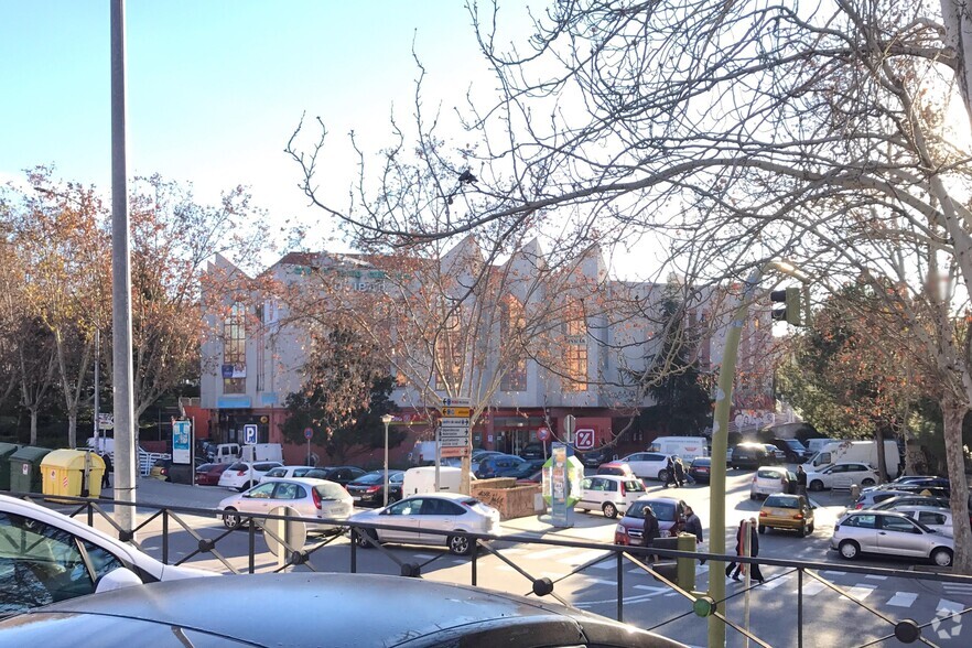 Avenida de Covibar, 8, Rivas-Vaciamadrid, Madrid for rent - Building Photo - Image 3 of 4