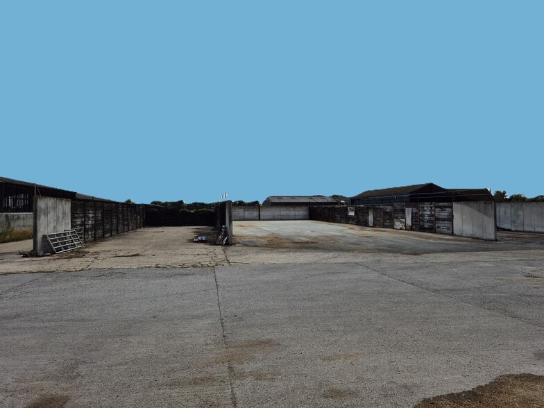 Waterditch Road, Christchurch to rent - Building Photo - Image 3 of 15