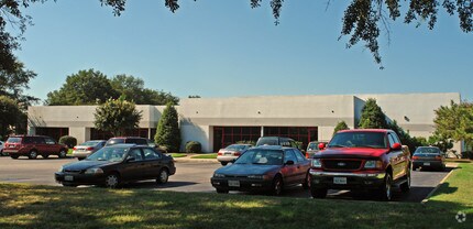 2501 Almeda Ave, Norfolk, VA for rent Building Photo- Image 1 of 7