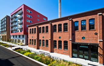 1265 Republican St, Seattle, WA for rent Building Photo- Image 1 of 7