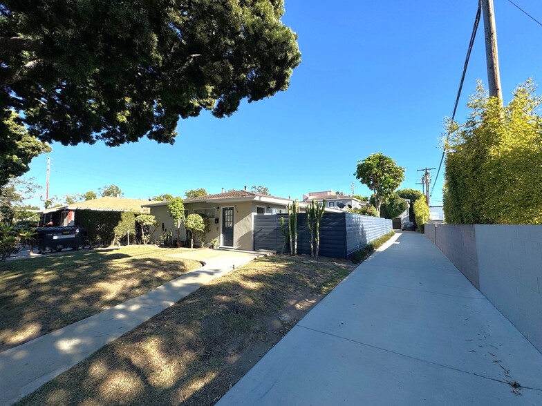 2428 Kansas Ave, Santa Monica, CA for sale - Building Photo - Image 1 of 26